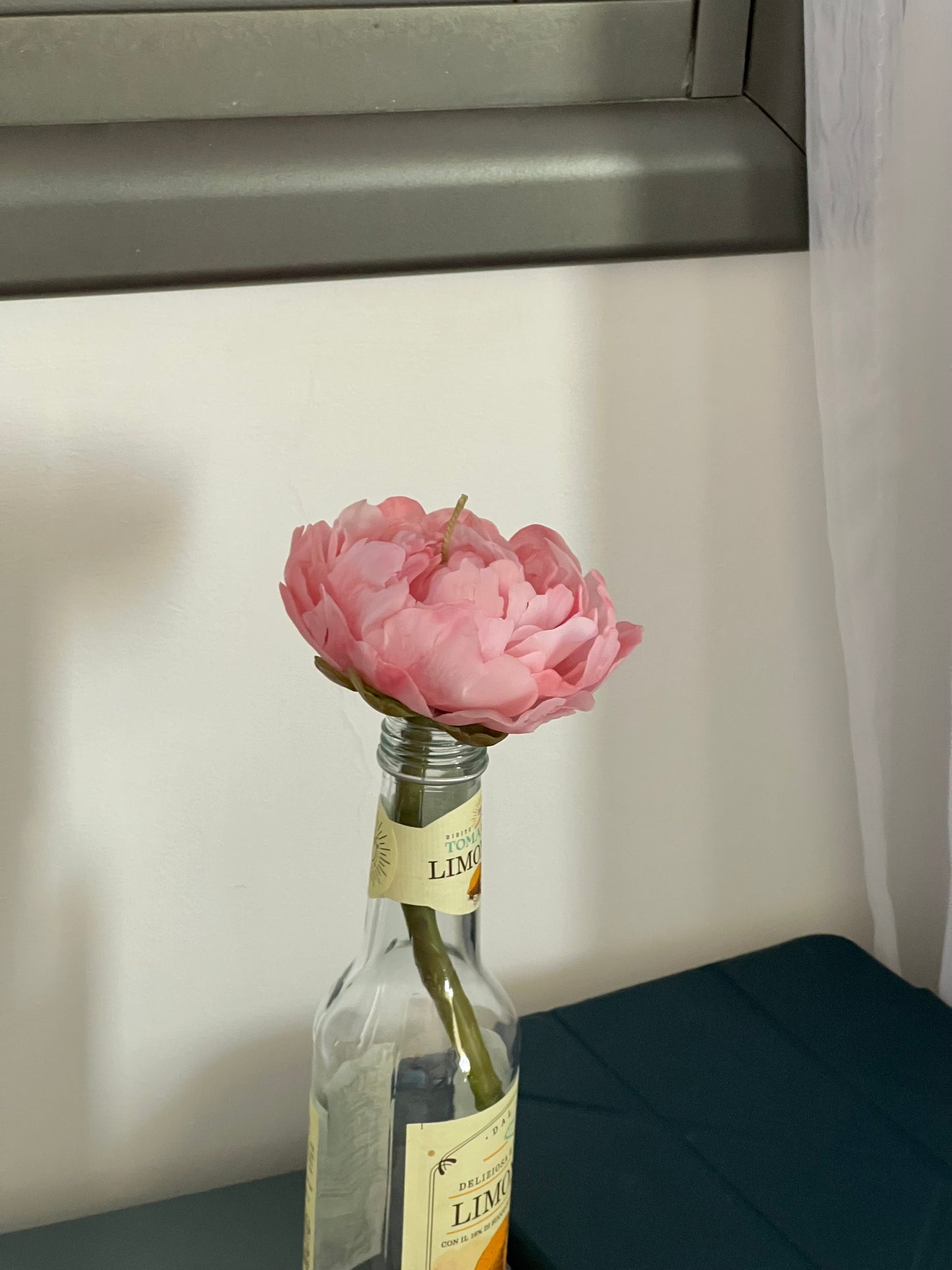 Peony Flower on Stem candle
