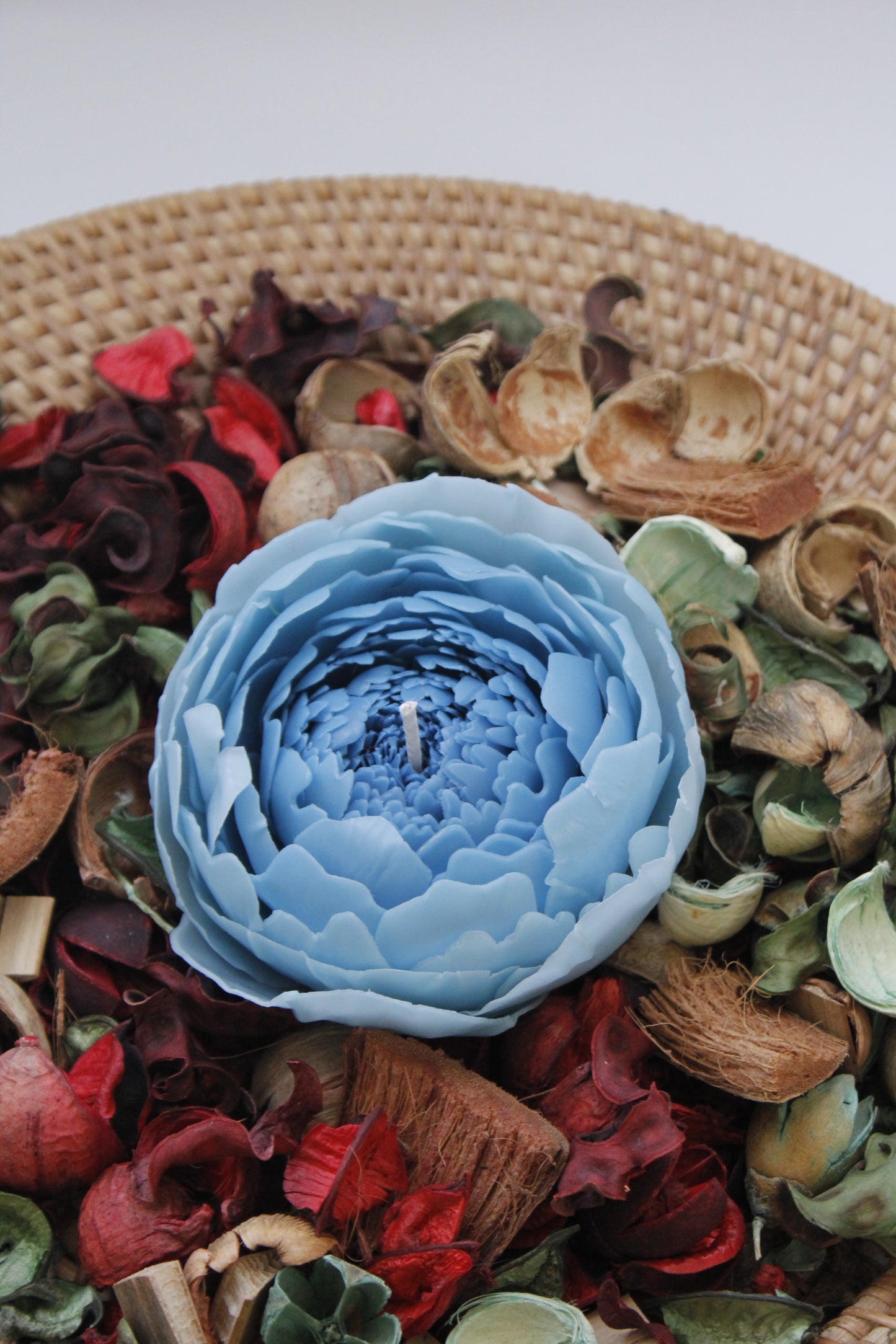Peony flower candle